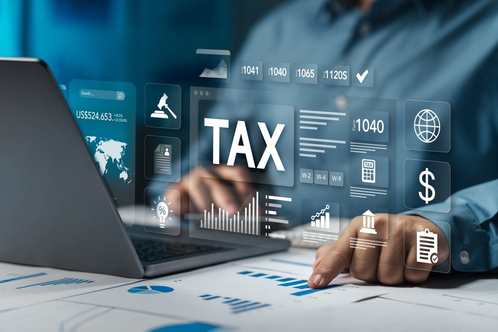 businessman,accounting,,calculating,income expenses,and,analyzing,investment,data,reports.,annual